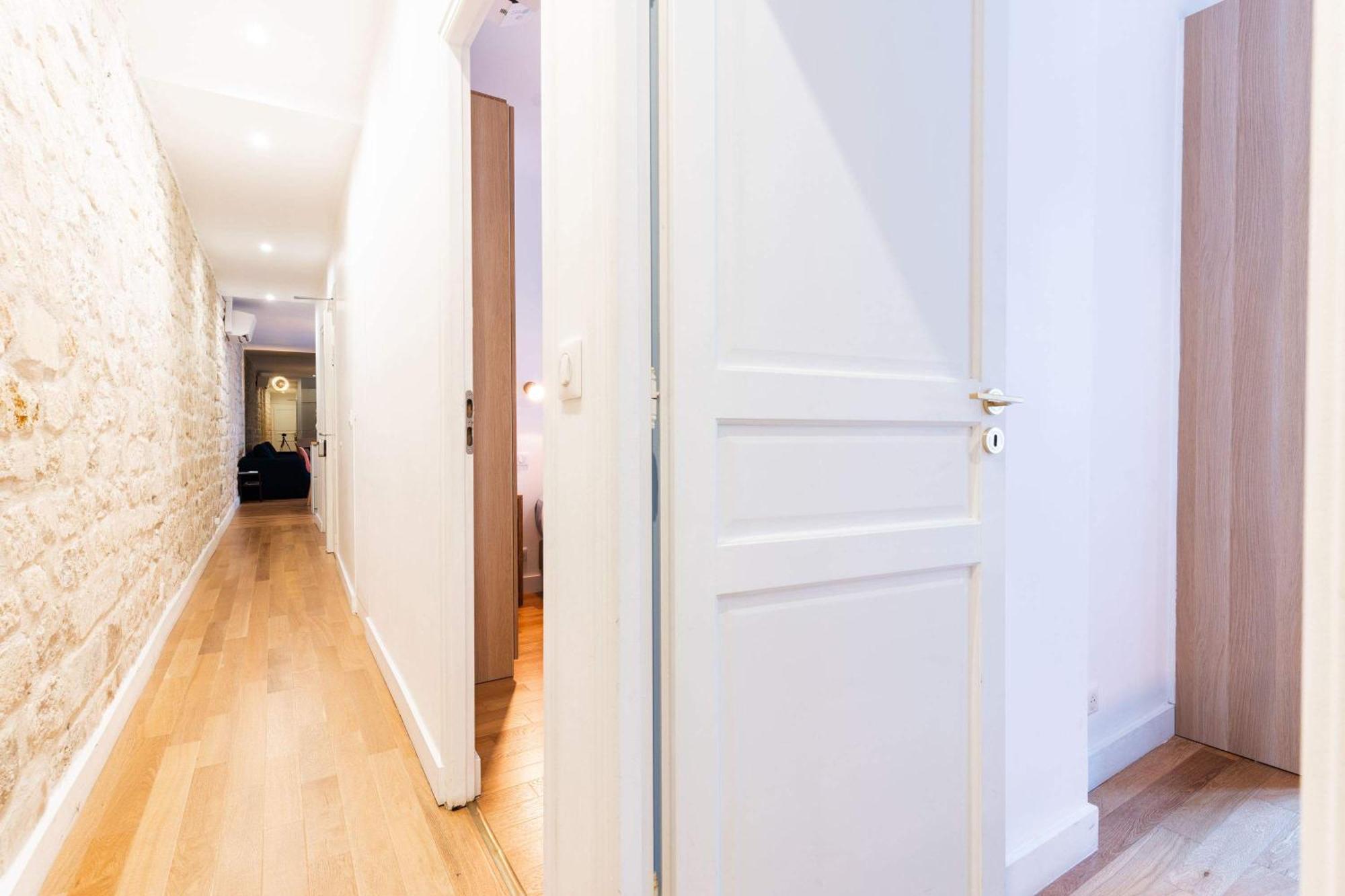 Loft 4 Bedroom Montmartre Pigalle Ac By Lcc Agency Parijs Buitenkant foto