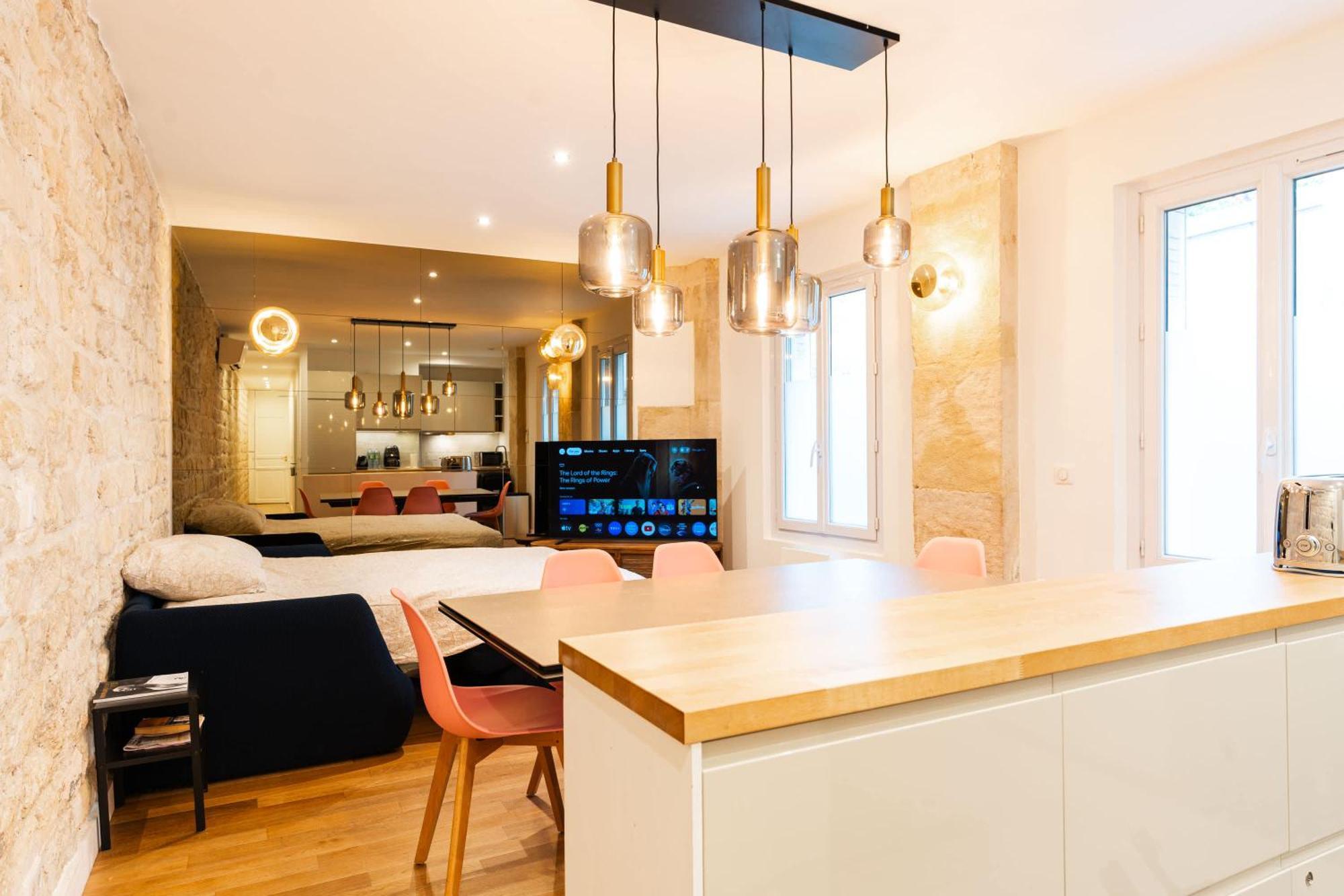 Loft 4 Bedroom Montmartre Pigalle Ac By Lcc Agency Parijs Buitenkant foto