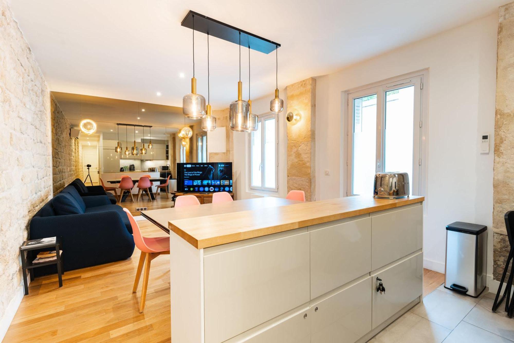 Loft 4 Bedroom Montmartre Pigalle Ac By Lcc Agency Parijs Buitenkant foto