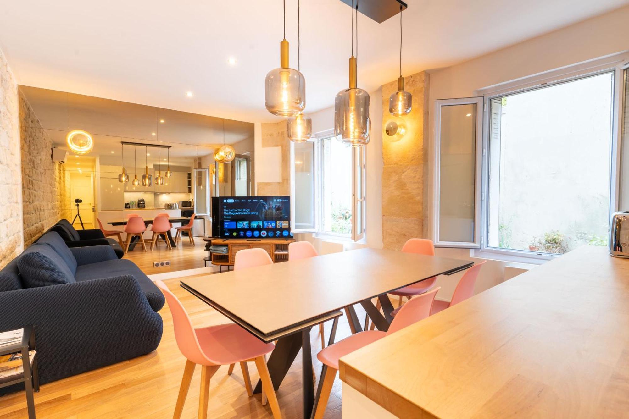 Loft 4 Bedroom Montmartre Pigalle Ac By Lcc Agency Parijs Buitenkant foto